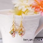 ＊ビジューの花びらピアス＊