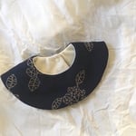 sale!donut bib *フラワー刺繍