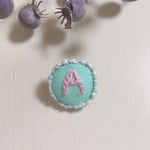 𓈞 お気に入りの色で作る 𓈞【お名前ブローチ&ワッペン】コロンタイプ