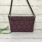 ♦ 長財布と必要な小物がすっぽり収まるショルダー ♦刺繍 フラワー