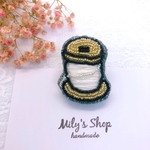 糸巻き 刺繍ブローチ（Cream）