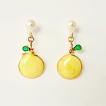 キラキラ揺れる ゆずのピアス／イヤリング
