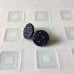 Vin. 氷晶イヤリング✳︎ピアス【ミッドナイトブルー】