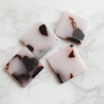 Milk tea square
