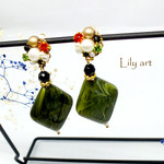 moss green＆colorfulビジュー大ぶりイヤリング/ピアス
