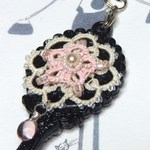 可憐な小花のミラーストラップ☆*:.　ピンク