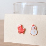 手袋と雪だるまのピアス / イヤリング