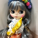 ブライスアウトフィット ❣️カラフルポンポン帽