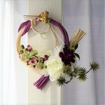 吉祥ラタンしめ縄お正月飾り   〜紫と白〜