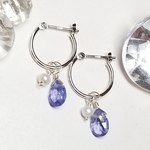 k10WGフープピアス.タンザナイト&淡水パールチャームつき
