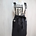 ★エプロン★　黒のラインが個性的なエプロン