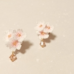 レース編み☆さくらのピアス/イヤリング