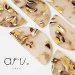 [S1811-21]【6個】 アクリルチャーム 半円 穴あり ベージュmix