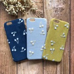  コーディロイの刺繍チェリー iPhoneケース