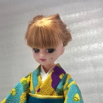 リカちゃん　着物　からし色・花柄