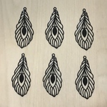 BLACK PLATE FEATHER DESIGN CHARM