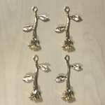 GOLD ROSE FLOWER DESIGN CHARM