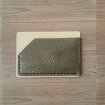 ヌメ×エナメルレザーのカードケース☆