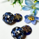 雪の結晶とチェックポンポンのピアス／イヤリング880円→600円