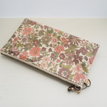 ◇◆Special Price◆◇　LIBERTY　Emily　エミリー　コーラルピンク　ビニコの仕切り付きぺたんこポーチ　