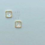 再販 小粒なクリアイヤリング ゴールド