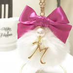 カラー自由自在！！ふわふわcute♡イニシャル入りファーチャーム！