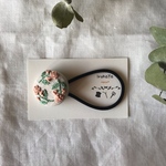  ピンクお花のリース刺繍   ヘアゴム