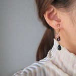 みっつの実イヤリング/ピアス（赤緑）