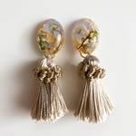 flower×tassel pierce