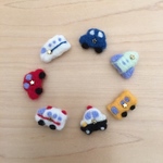 羊毛フェルトブローチ     【パトカー・救急車・車・バス・新幹線・ロケット】