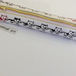 ねこつながり本革ペンケース  デコパージュ