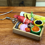 2019おせちの片耳ピアス