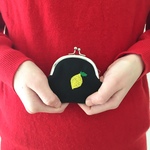【特集掲載】レモンの手刺繍ミニがま口