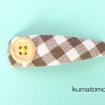 大きめサイズのウッドボタンのパッチンピン　７ｃｍ