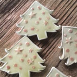  クリスマスツリーの箸置き（黄緑）