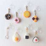 フェイクフードイヤリング・ピアス