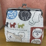 わんぱく犬柄❣️がま口ポーチ