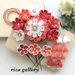 つまみ細工髪飾り サーモンピンクグラデーションの牡丹と小花の花束 成人式 卒業式 和装 浴衣 ウェディング