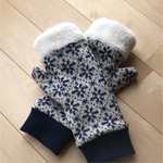 もふもふ  スノーキージャガードのアームウォーマー　ネイビー✖︎ホワイトボア