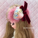 苺のリボンファーコサージュ/ヘアークリップ 