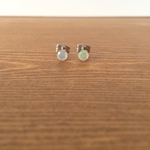 エチオピア産オパールピアス（アレルギー対応）サージカルステンレス