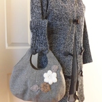 新作＊送料無料＊ウール刺繍のころりんバッグ
