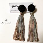 【New♡】ブラックフェルト×ロングタッセルピアス／イヤリング
