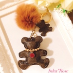 【送料無料】スワロフスキー✨冬仕様のダブルbearバッグチャーム🧸グルーデコ