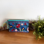 タッセル&エスニック刺繍☆リメイクデニムポーチ(フラワー)