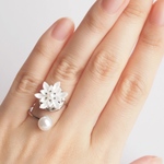 雪の結晶リング ＊つまみ細工＊
