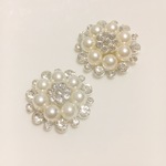 貼り付け　カボション　パーツ　素材　材料　金具　メタルパーツ　ピアス　イヤリング　リボンセンターパーツ　アクセサリー　資材　