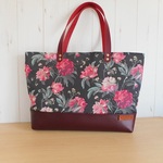 haruchan-turさま専用　リバティ　デカダントブルームス＆本革の大きめトート　　