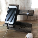 腕時計やメガネも一緒に置けるスマホスタンド　ウォルナット