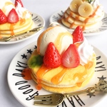 こんがり苺パンケーキのメモスタンド　スイーツデコ